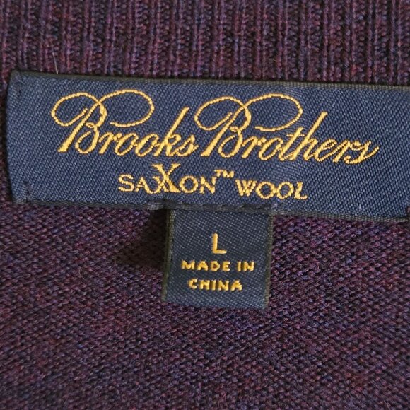 Brooks Brothers 100% SaxXon Wool Plum V Neck Pullover Sweater Size L - Picture 3 of 5